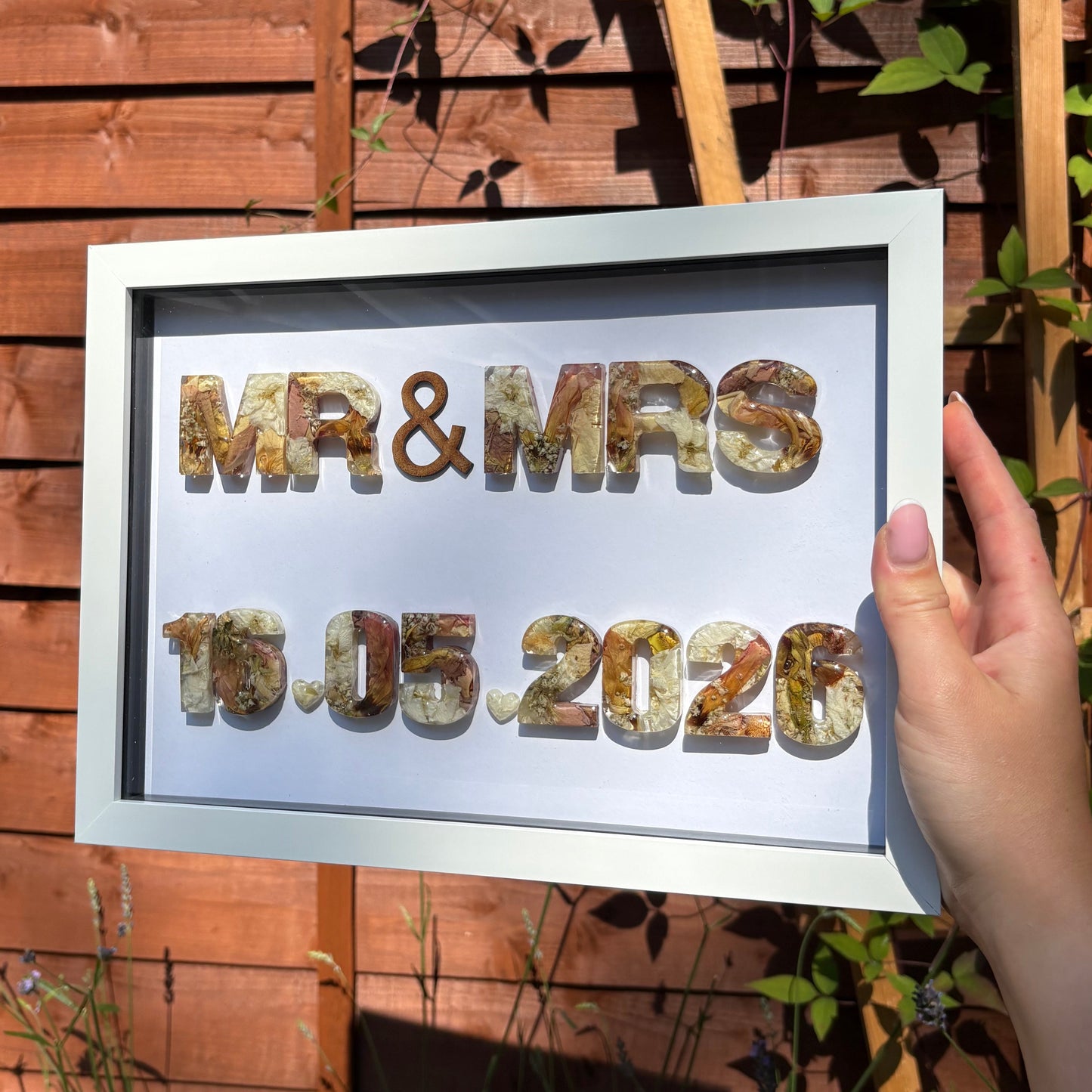 Mr & Mrs Anniversary Date Frame - White A4