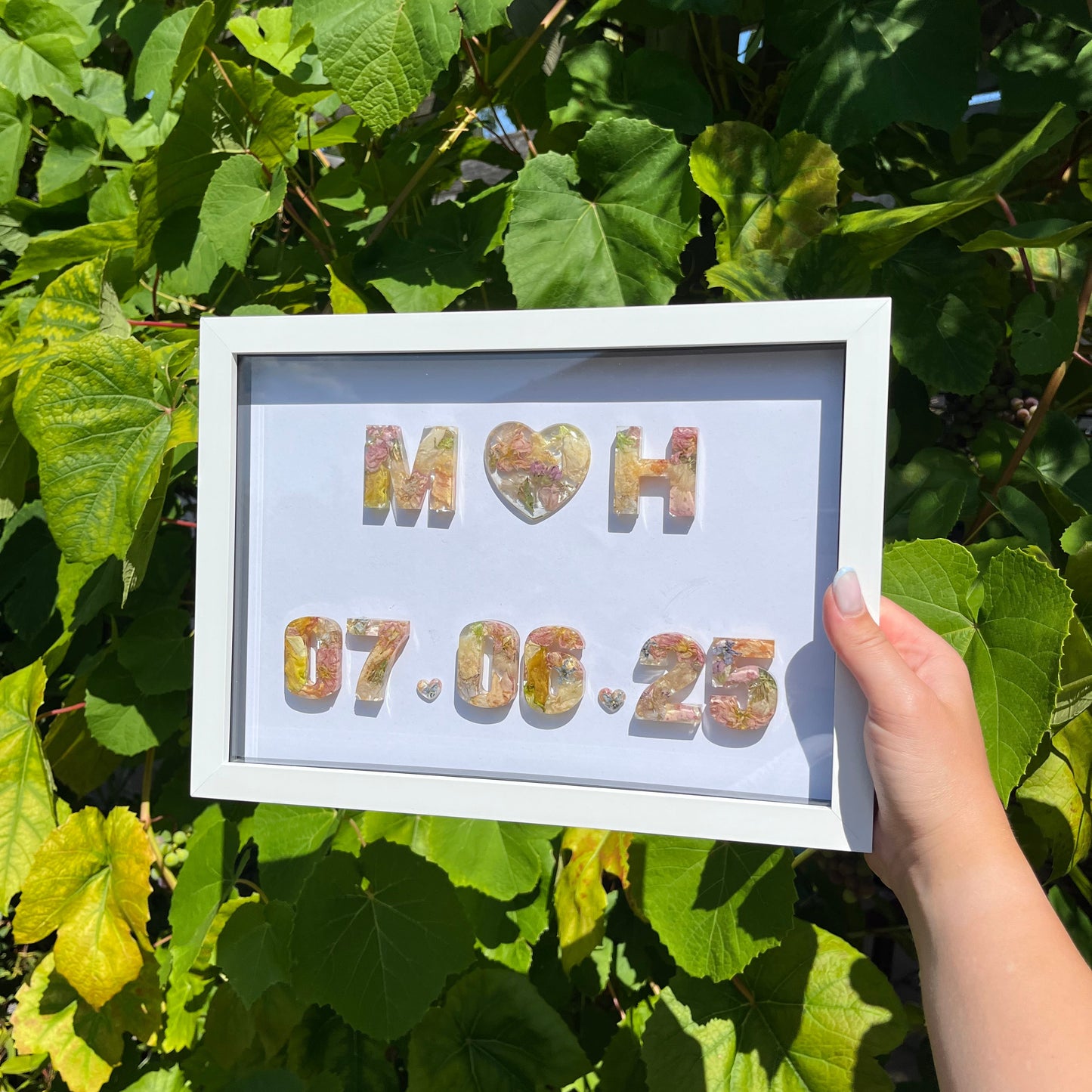 Initial Anniversary Date Frame - White A4 'Heart'