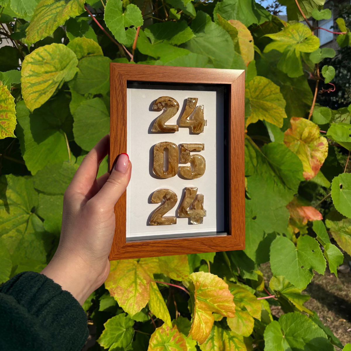 Anniversary Date Frame - Dark Wood 5x7”