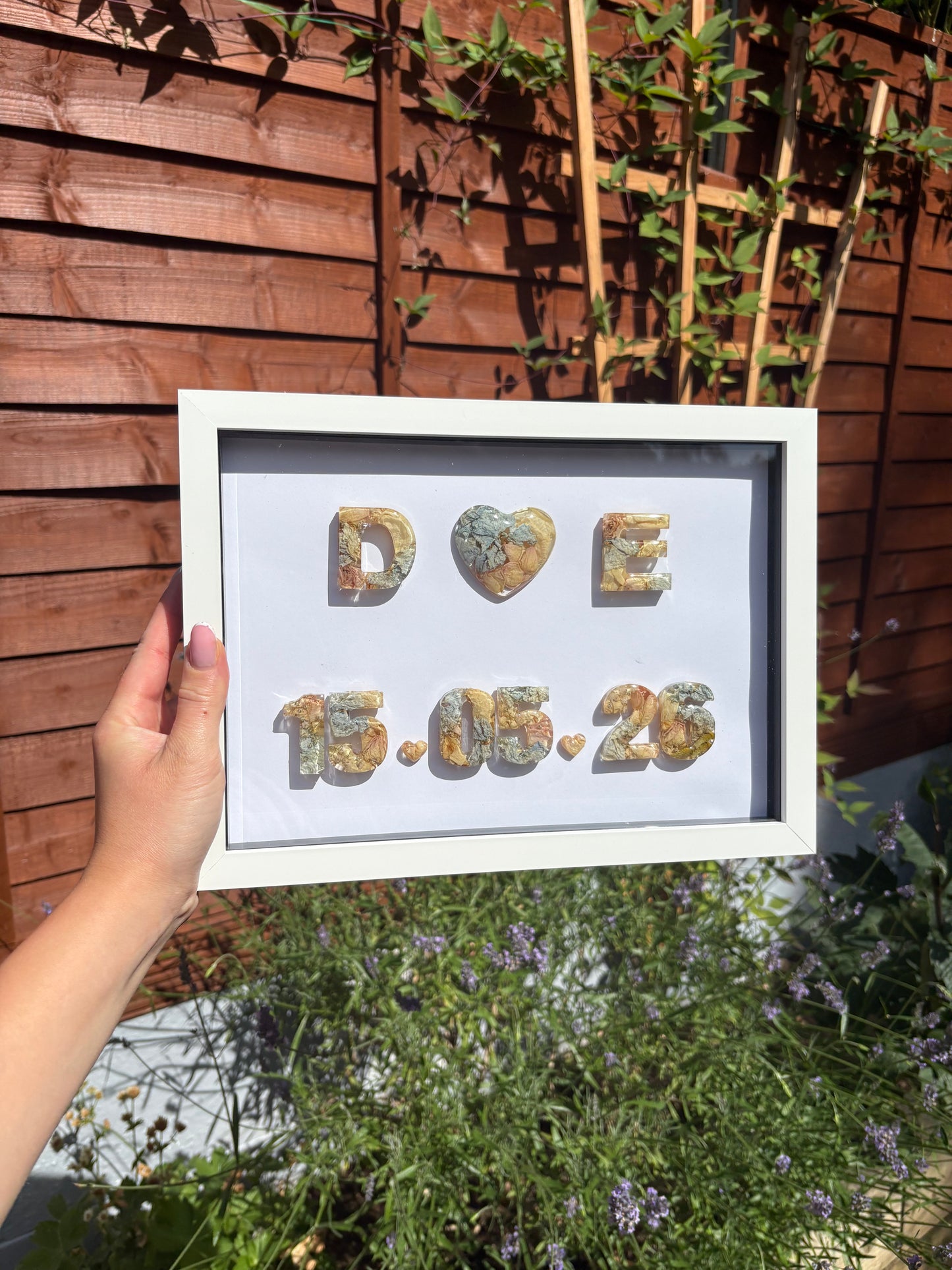 Initial Anniversary Date Frame - White A4 'Heart'
