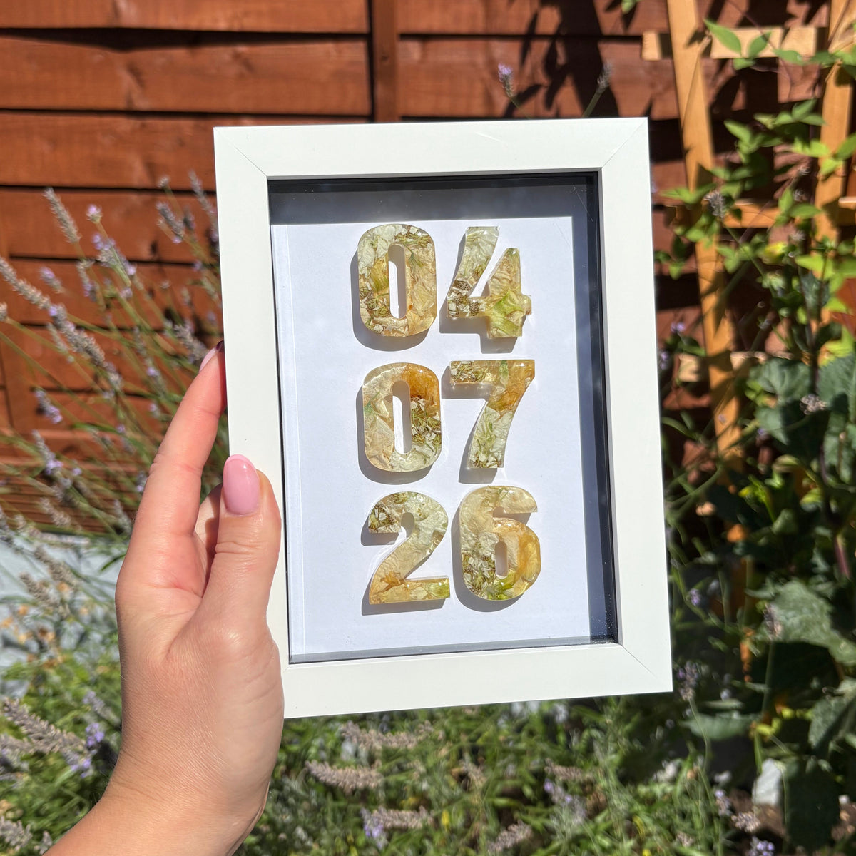 5x7” White Anniversary Date Frame