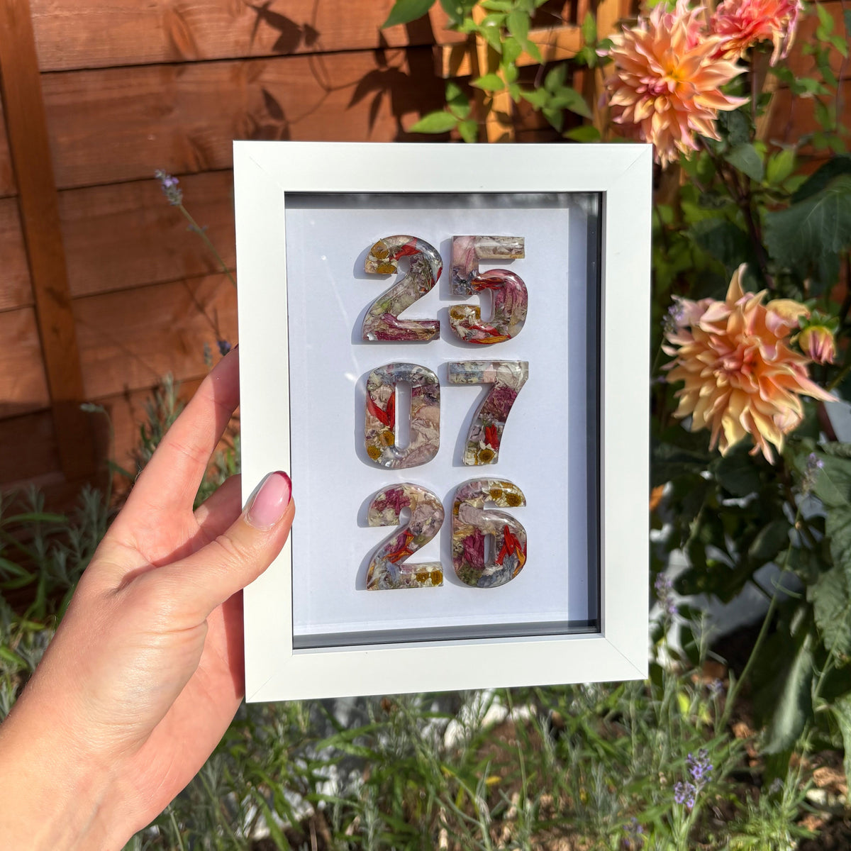 5x7” White Anniversary Date Frame