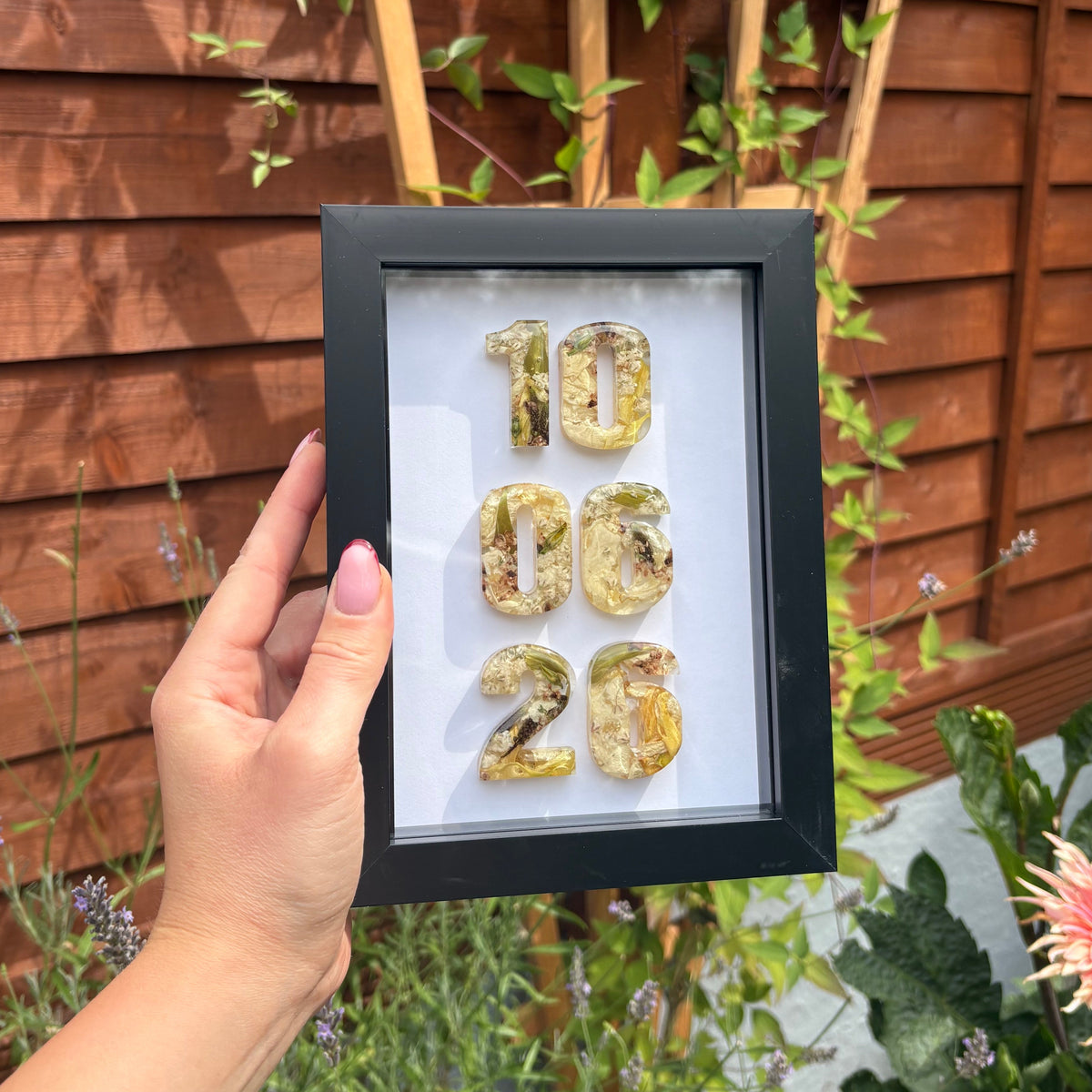 5x7” Black Anniversary Date Frame