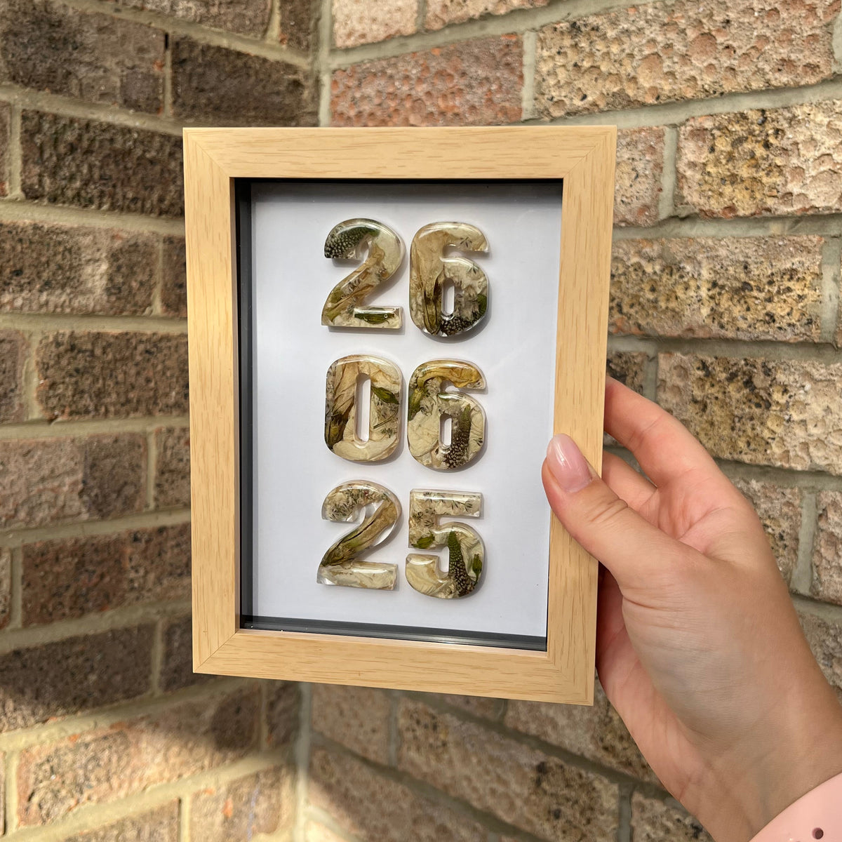 5x7” Wood Anniversary Date Frame